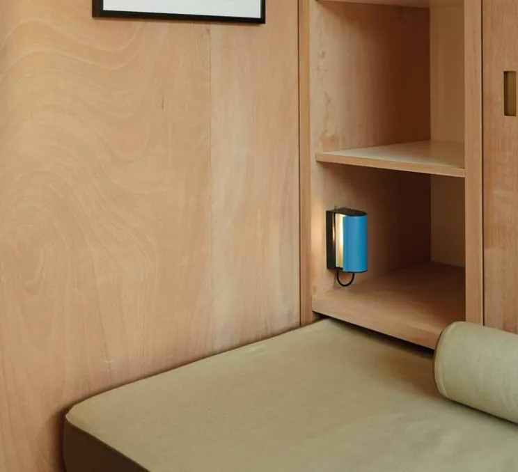 Applique, cylindrique petite, Charlotte Perriand, bleu, L16cm, H7,5cm - Nemo lighting