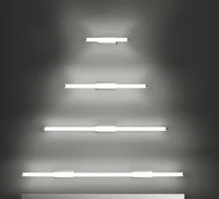 Applique de salle de bain, Toilet Slim, chrome, IP44, LED, 3000k, 880 lm, L33,2cm, H6cm - LEDs C4