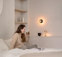 Applique de salle de bain, Bee, noir fumé, IP65, Ø12cm, H18cm - Humble