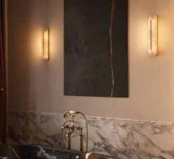 Applique de salle de bain, Hepworth, bronze et albâtre, IP44, LED, dim, 2700K, L10cm, H46cm - CTO lighting