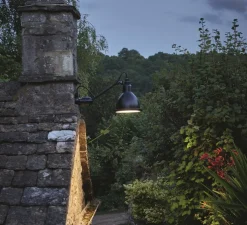 Applique d'extérieur, Lampe Gras N°304 XL Outdoor, abat-jour noir, IP64, L22cm, H22cm - DCW éditions Paris