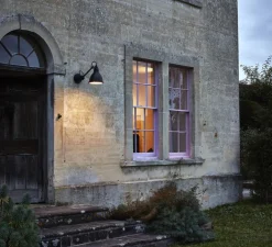 Applique d'extérieur, Lampe Gras N°304 XL Outdoor, abat-jour noir, IP64, L22cm, H22cm - DCW éditions Paris