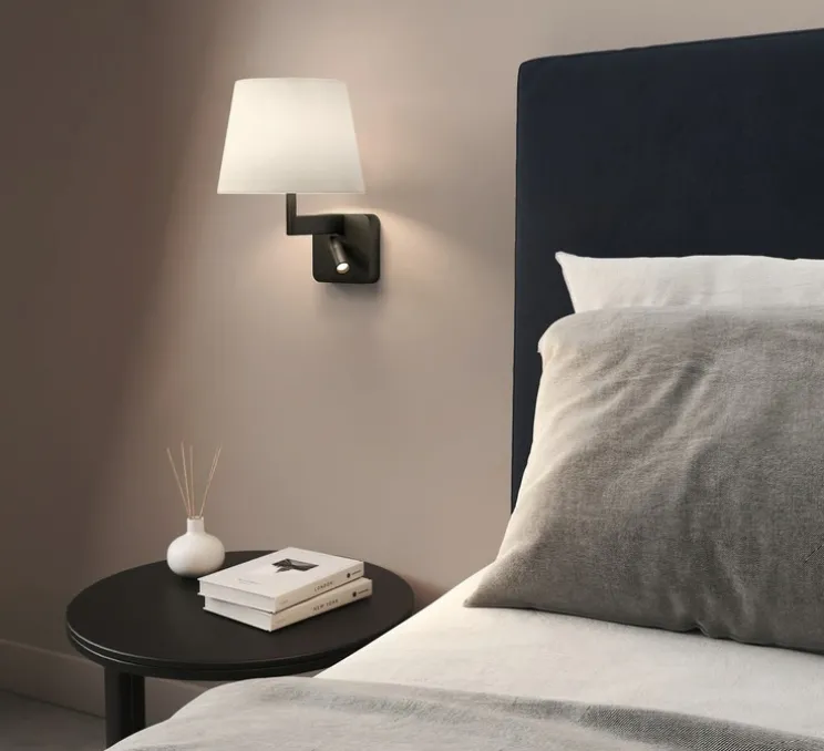 Applique liseuse, Beaumont Reader, noir mat, abat-jour French Drum 220 tissu blanc, E27 + LED, 2700K, 71lm, L22cm, H28cm - Astro