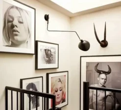 Applique murale, 1 bras pivotant courbe, noir, H40cm - Serge Mouille