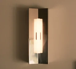 Applique murale, Arrow, acier poli, L17,5cm, H48cm - Violaine D'Harcourt