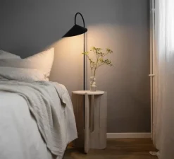 Applique murale, Arum Swivel Tall, noir, L26cm, H127cm - Ferm Living