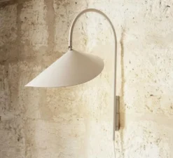 Applique murale, Arum Swivel, cashmere, L25,6cm, H46,1cm - Ferm living