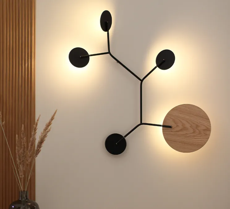 Applique murale, Ballon Wall 5, modèle B, noir et chêne, LED, 3000K, 800lm, L72,2cm, H58,9cm - TUNTO