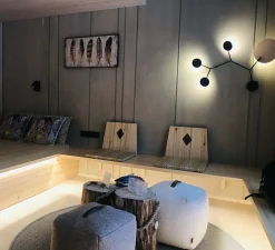 Applique murale, Ballon Wall 5, modèle B, noir et chêne, LED, 3000K, 800lm, L72,2cm, H58,9cm - TUNTO