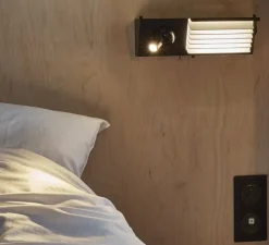 Applique murale, Biny Bedside right, noir et blanc, LED, 2700K, 600 lm, L27cm, H8,5cm - DCW éditions Paris