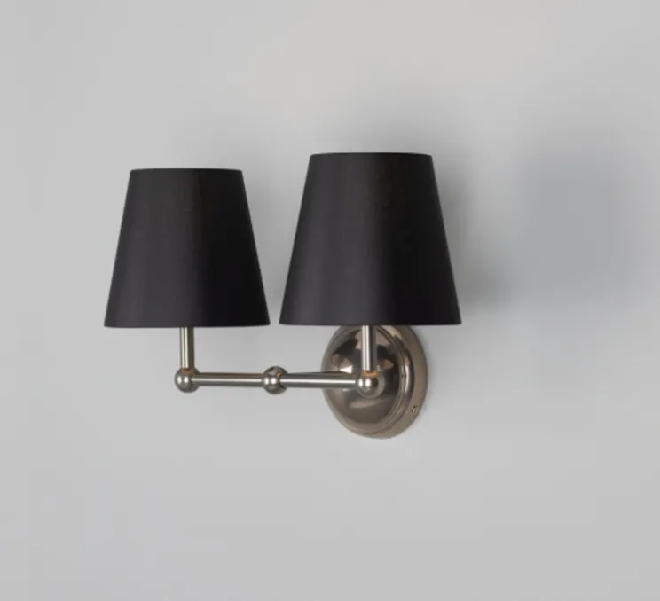 Applique murale, Busan Double, argent antique, abat-jour noir, L37cm, H24,5cm - Mullan Lighting