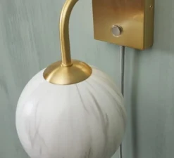 Applique murale, Carrara, Finition Marbre blanc, laiton, Ø18cm, H20cm - It's about Romi