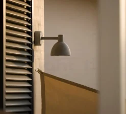 Applique murale d'extérieur, Toldbod 155, aluminium, IP44,L26,7cm, H15,8cm - Louis Poulsen