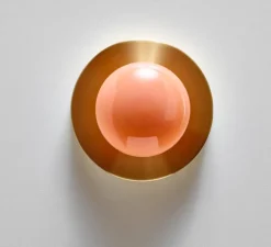 Applique murale, Dot 1x, abricot et laiton brossé, Ø15cm, H10cm - SkLO Studio