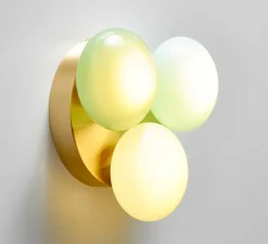 Applique murale, Dot 3x, Céladon, vert tilleul, vert pastel et laiton brossé, L19cm, H20,5cm - SkLO Studio