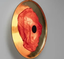 Applique murale, Eclaircie, doré et rouge, Ø62cm, P13,5cm - Celine Wright