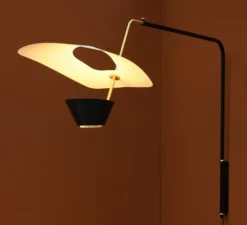 Applique murale, G25, dimmable, noir et blanc, Ø83cm, H164cm - Pierre Guariche