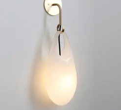 Applique murale, Hold 18, laiton, L20cm, H66cm - Sklo Studio