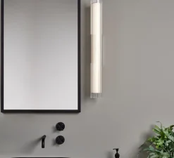 Applique murale, Io 665, Noir mat, IP44, LED, 3000K, 825lm, L8cm, H66cm - Astro Lighting