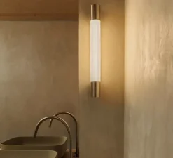 Applique murale, Kiva 600, chrome, IP44, LED, 3000K, 1103 lm, L6,8cm, H60cm - Faro