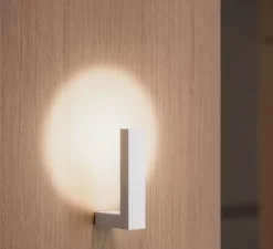 Applique murale, Lancetta F70, blanc, LED, dim, 2700K, 690 lm, L4cm, H18,5cm - Fabbian