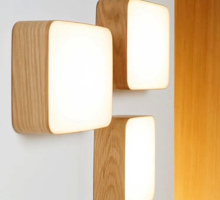 Applique murale LED ou plafonnier, Cube, S, chêne, 440lm, 3000K, dimmable, L22cm, H16,5cm - TUNTO