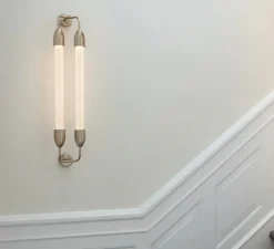 Applique murale, Lemon squeeze double long, laiton, verre opalin, L18,5cm, H94cm - Umage