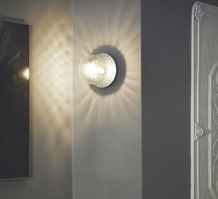 Applique murale, Liila 1 medium, argent, transparent, IP44, Ø16,5cm, H17cm - Nuura