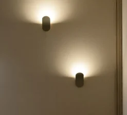 Applique murale, Lik Plus, greige, IP55, LED, dim, 2500-4100K, 528 lm, L10cm, H17,8cm - Axolight