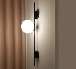 Applique murale, Lymington L, noir texturé, verre opalin, Ø16cm, H80cm - Luxcambra