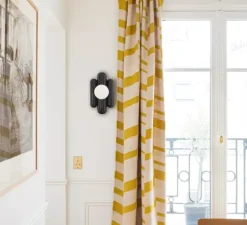 Applique murale, Madeleine, noir, globe opalin, L16cm, H30cm - Cosin