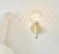 Applique murale, Miira, globe transparent, laiton, L14cm, H28,5cm - Nuura