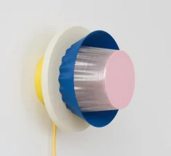 Applique murale, Mina L avec câble, bleu, blanc, jaune, Ø20cm, H20cm - Warren & Laetitia