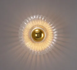 Applique murale, Neith, verre cannelé transparent, laiton satiné, Ø30cm, H30cm - Mullan Lighting