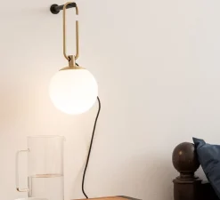 Applique murale, NH, blanc, laiton, noir, L14cm, H32,6cm - Artemide