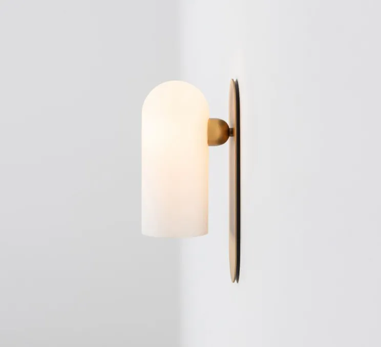 Applique murale, Odyssey Medium, opalin et laiton, L10,5cm, H30,5cm - Schwung