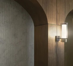 Applique murale, Osman, noir mat, laiton brossé et verre transparent, L8cm, H23cm - TOOy