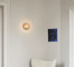 Applique murale ou plafonnier, Liila 1 Medium, bronze, IP44, Ø14cm, H16,5cm - Nuura