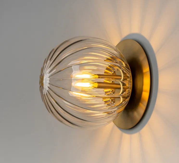 Applique murale ou plafonnier, Pulsar 200, laiton, verre transparent strié, Ø20cm, H21,7cm - Schwung