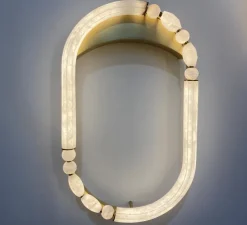 Applique murale, Pearl S, laiton satiné, albâtre, LED, 2700K, 2370 lm, TRIAC, L36cm, H59cm - AME EDITIONS MANUFACTUREES