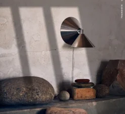 Applique murale, Peel, acier inoxydable brossé, L27,5cm, H27,9cm - Frandsen