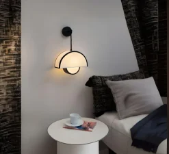 Applique murale, Petit Arto, blanc & bordure noire, L27cm, H21cm - DesignHeure