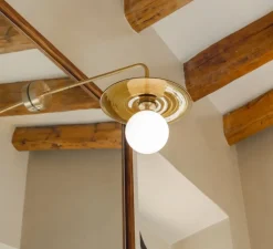 Applique murale, Plat Mini, ambre, laiton brossé, L22,5cm, H26cm, P46cm - Contain