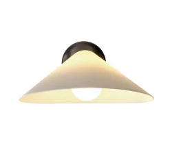 Applique murale, Plume, noir et blanc, polycarbonate, L25,1cm, H9,7cm - DCW éditions Paris