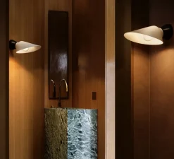 Applique murale, Plume, noir et blanc, IP44, porcelaine, L25,1cm, H9,7cm - DCW éditions Paris