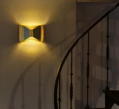 Applique murale, Respiro Wall L, or, LED, dim, 2700K, 1400 lm, L28,9cm, H18cm - DCW éditions Paris