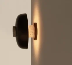 Applique murale, Reverse, bronze, travertin, LED, dim, 2200-3000K, 460 lm, Ø24,3cm, H15,7cm - Audo Copenhagen