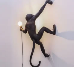 Applique murale, Singe, Monkey hanging, droite, noir, IP44, L37cm, H75cm - Seletti