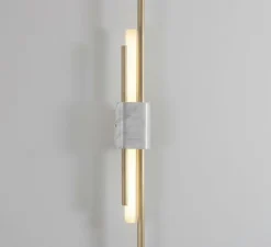 Applique murale, TANTO LARGE, laiton, LED, White, 2700K, L8,6cm, H65cm - Bert Frank