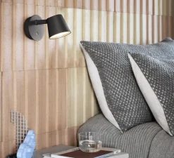 Applique murale, Tip, noir, LED, 2700K, 220lm, L9,5cm, H9,5cm - Muuto